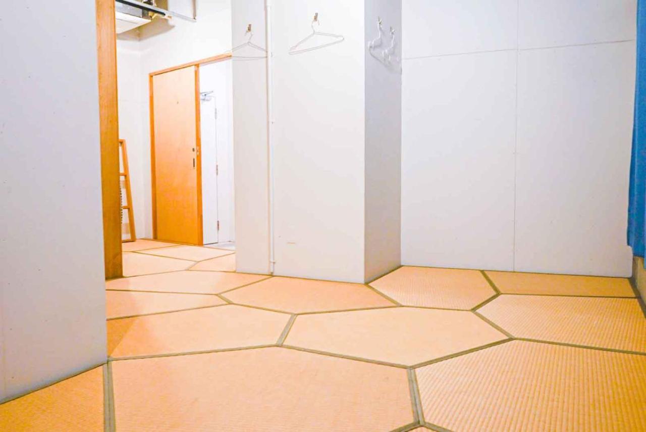 Hostel Tangatable Кіта-Кюшю Екстер'єр фото