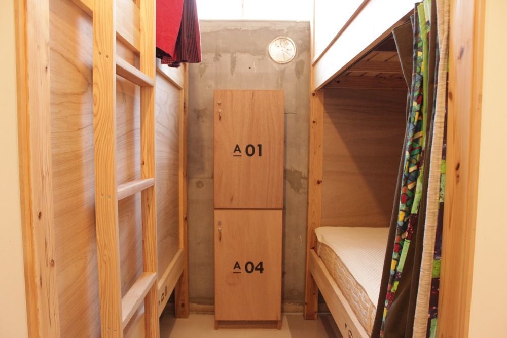 Hostel Tangatable Кіта-Кюшю Екстер'єр фото